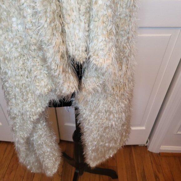Ivory Chenille Shag Open Sweater Vest L/XL Apres Ski Winter White Cozy Boho - Picture 4 of 8